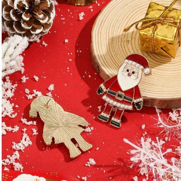 NEW Santa Claus Pearl Jeweled Enamel Stud Earrings Christmas Holiday - Picture 3 of 4